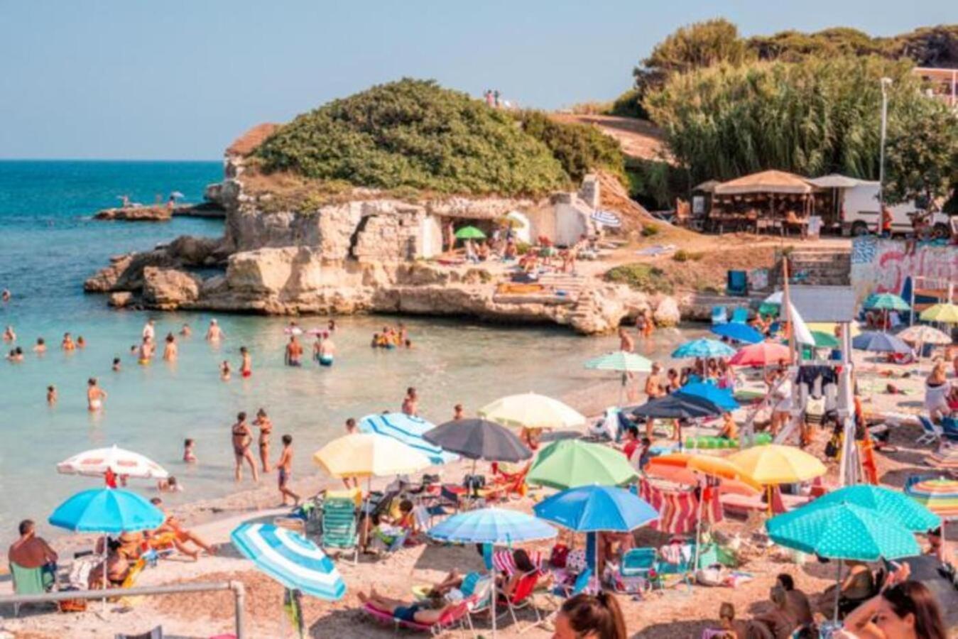 圣安德烈亚Casa Fronte Mare Torre Sant'Andrea公寓 外观 照片