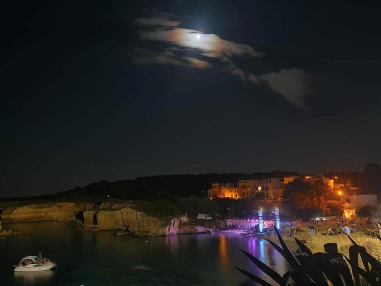 圣安德烈亚Casa Fronte Mare Torre Sant'Andrea公寓 外观 照片